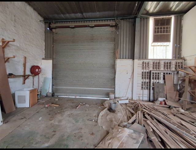 928M² WAREHOUSE TO LET IN DENVER